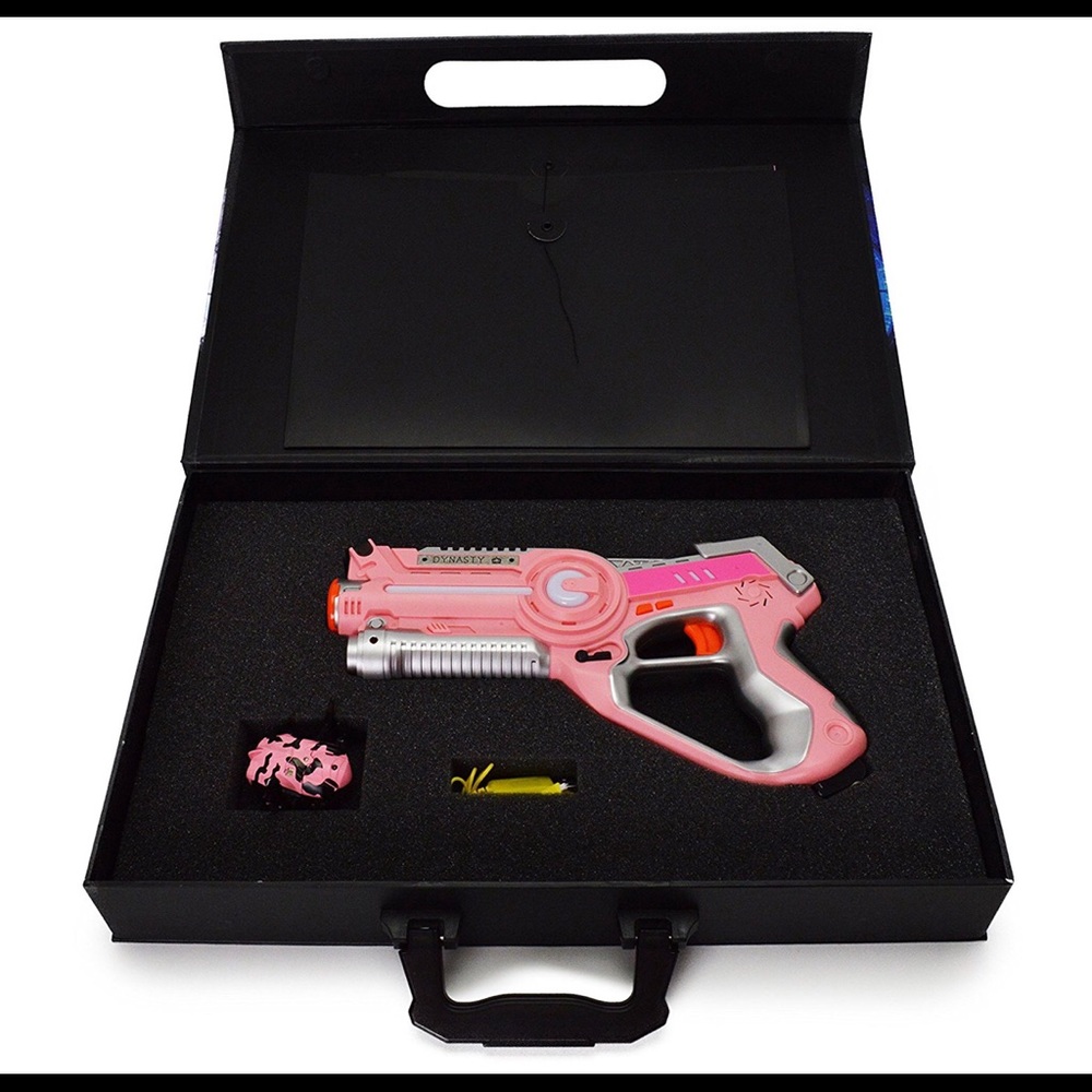 Girls Pink Laser Tag Blaster and Spider Target